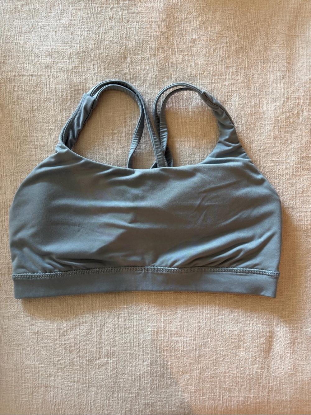 lululemon athletica Energy Sports Bra in Concrete Blue